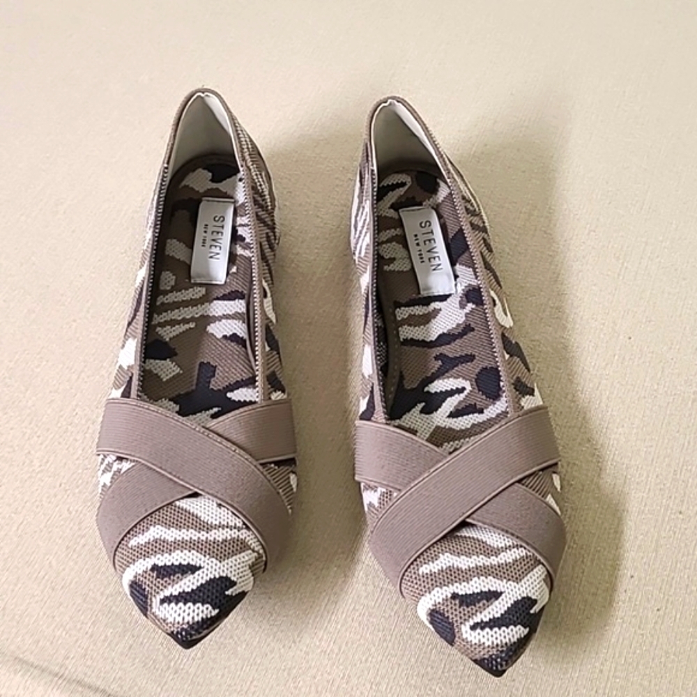 NWOT Steven New York Size 7.5 Woven Fabric Shoes